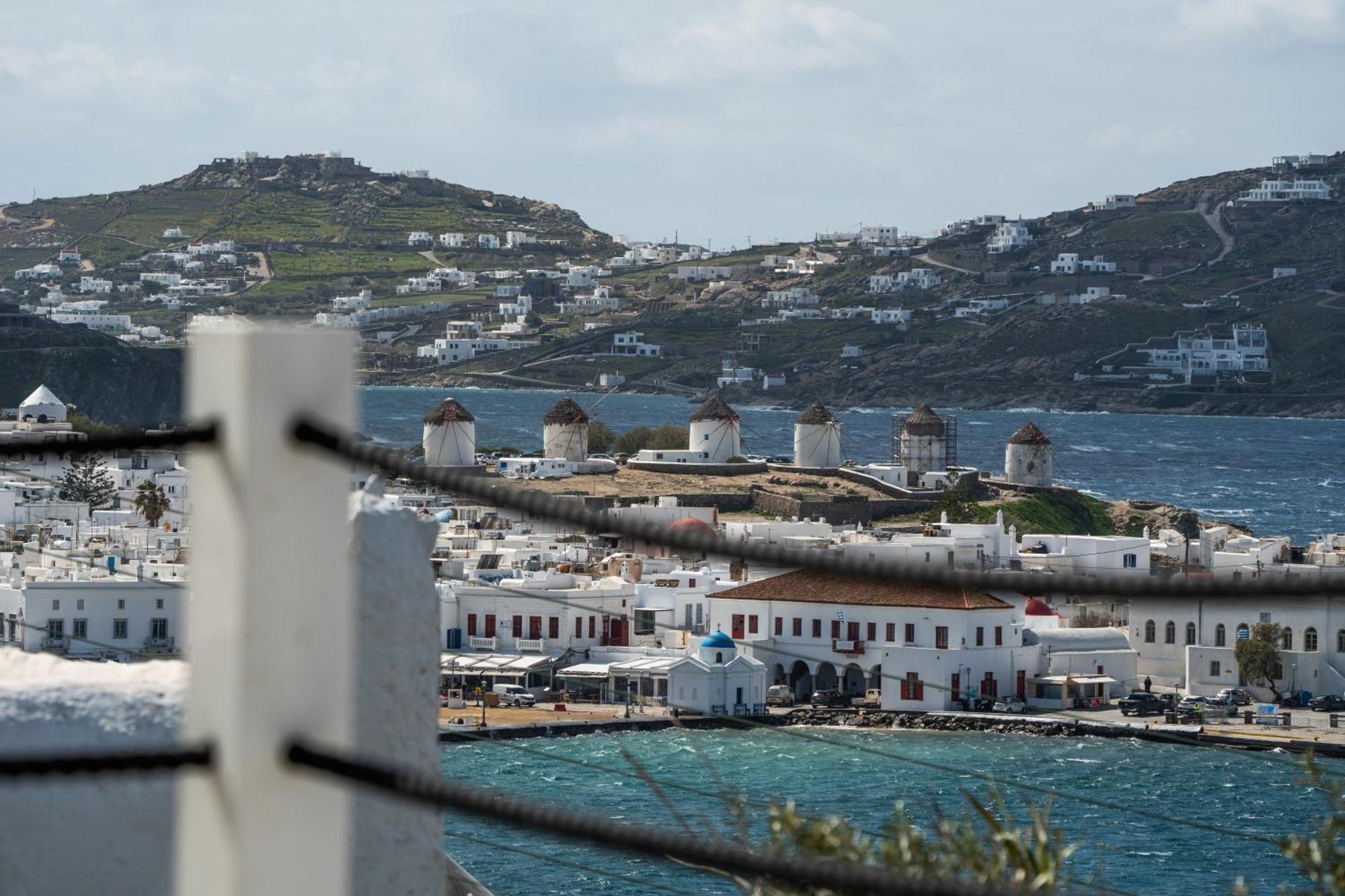 Numi Suites Mykonos Town Exterior photo