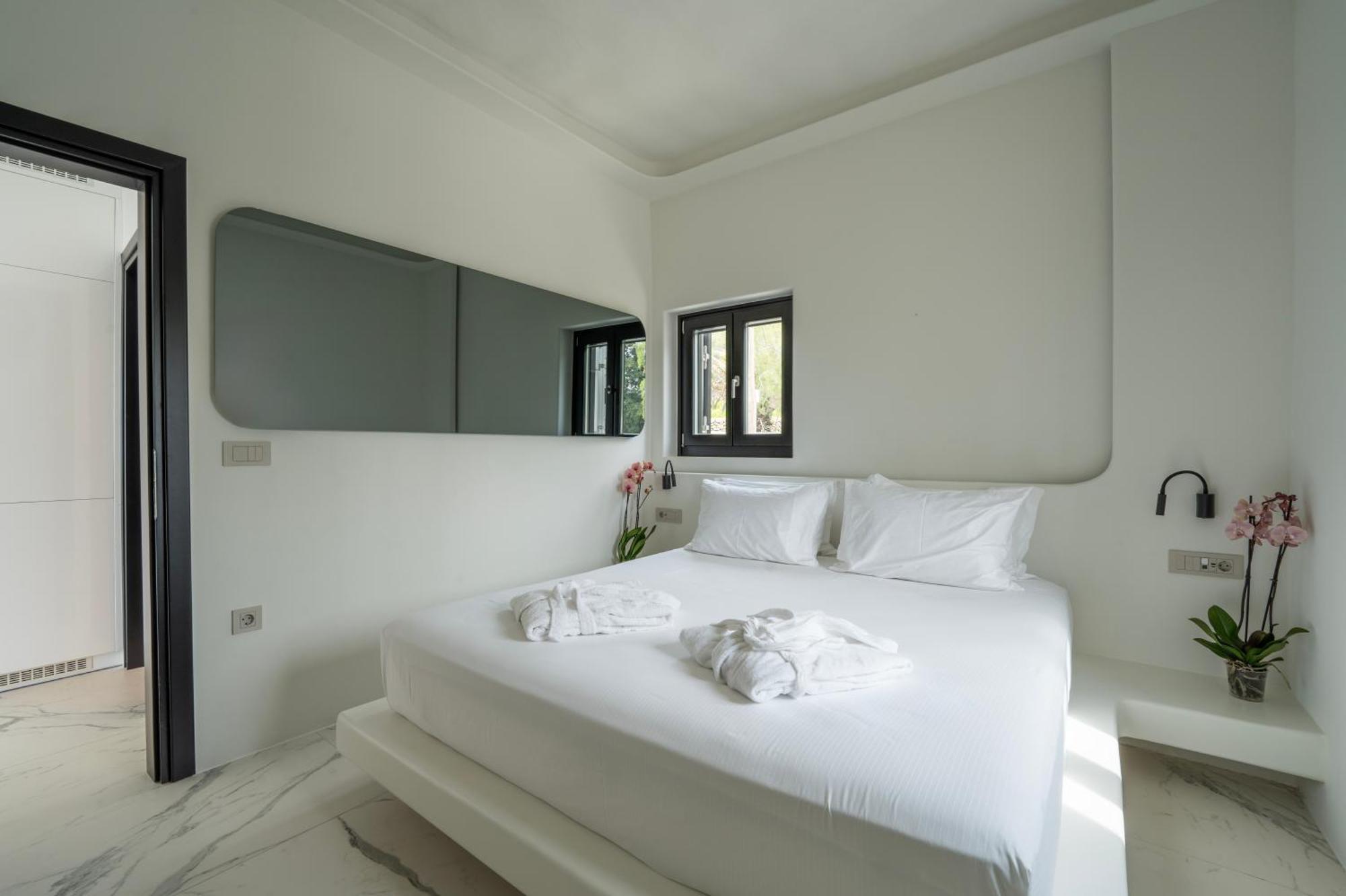 Numi Suites Mykonos Town Exterior photo