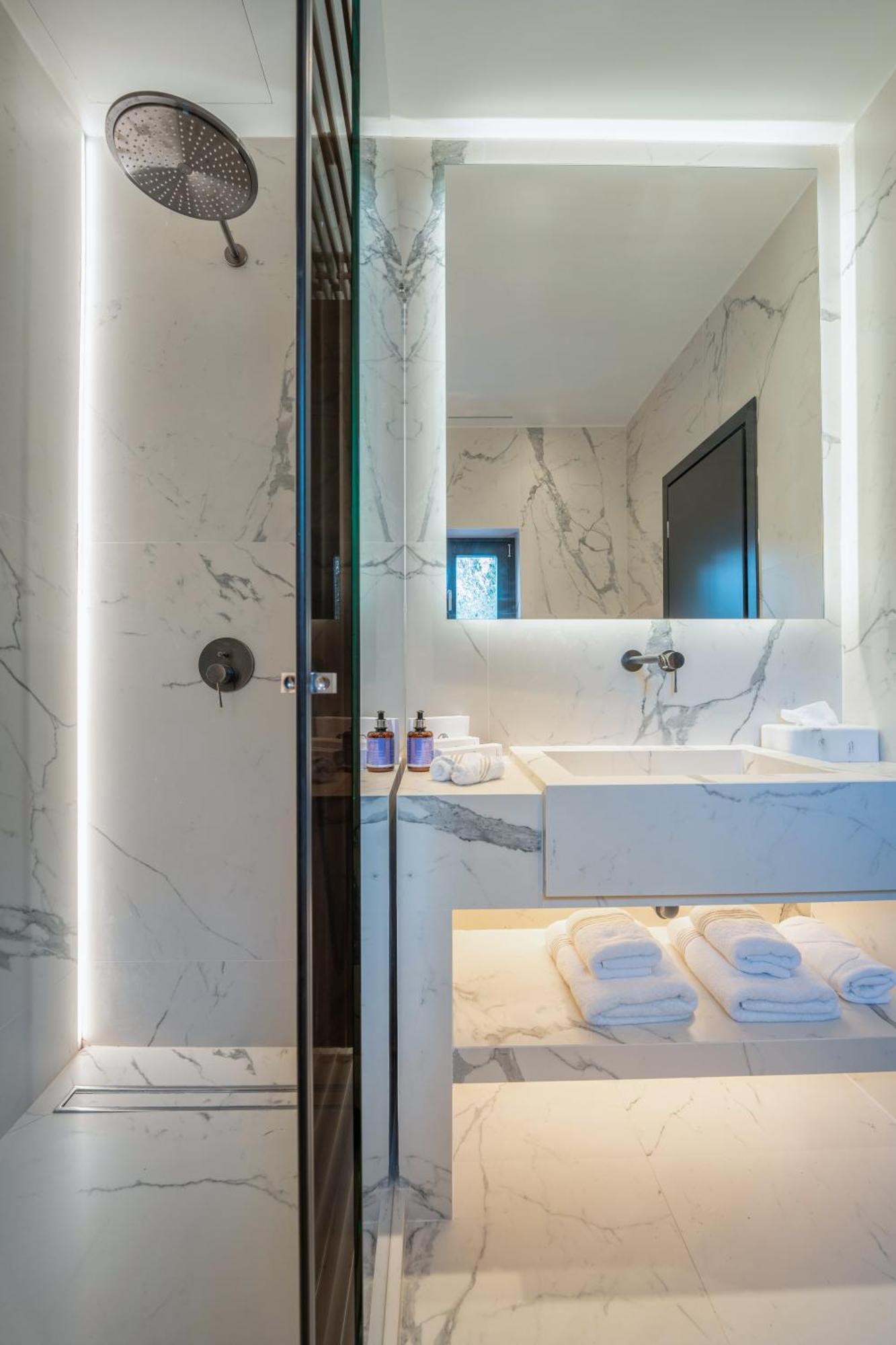 Numi Suites Mykonos Town Exterior photo